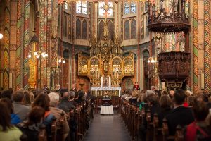 De St. Willibrorduskerk in Utrecht, waar deze week de theatrale uitvaartmis 'De uitvaart' wordt gehouden. 