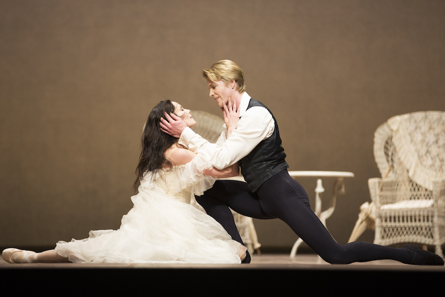 Het Nationale Ballet - La Dame aux Camelias - foto Angela Sterling 0474