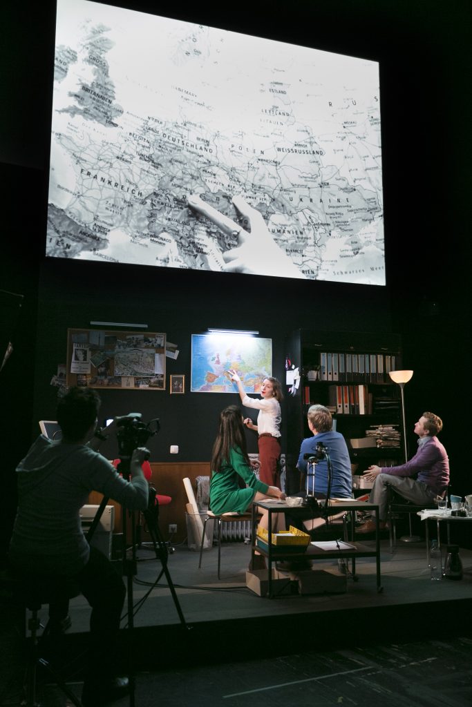 L'âge des ténèbres : du beau théâtre d'investigation par Milo Rau. #HF16