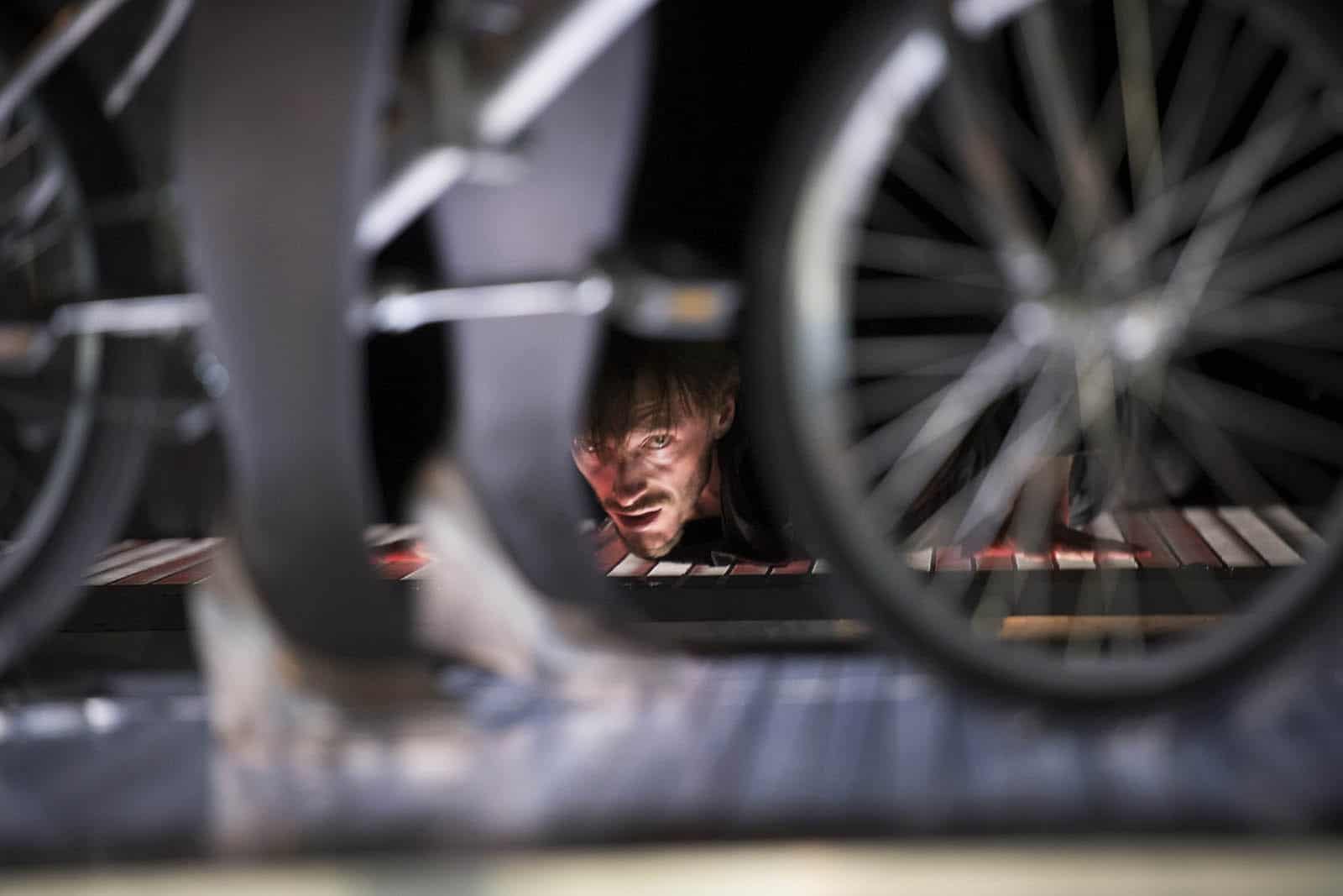 Scenefoto the bicycle thief, Johan petit. Bart van Nuffelen, Photo: Kurt van der Elst