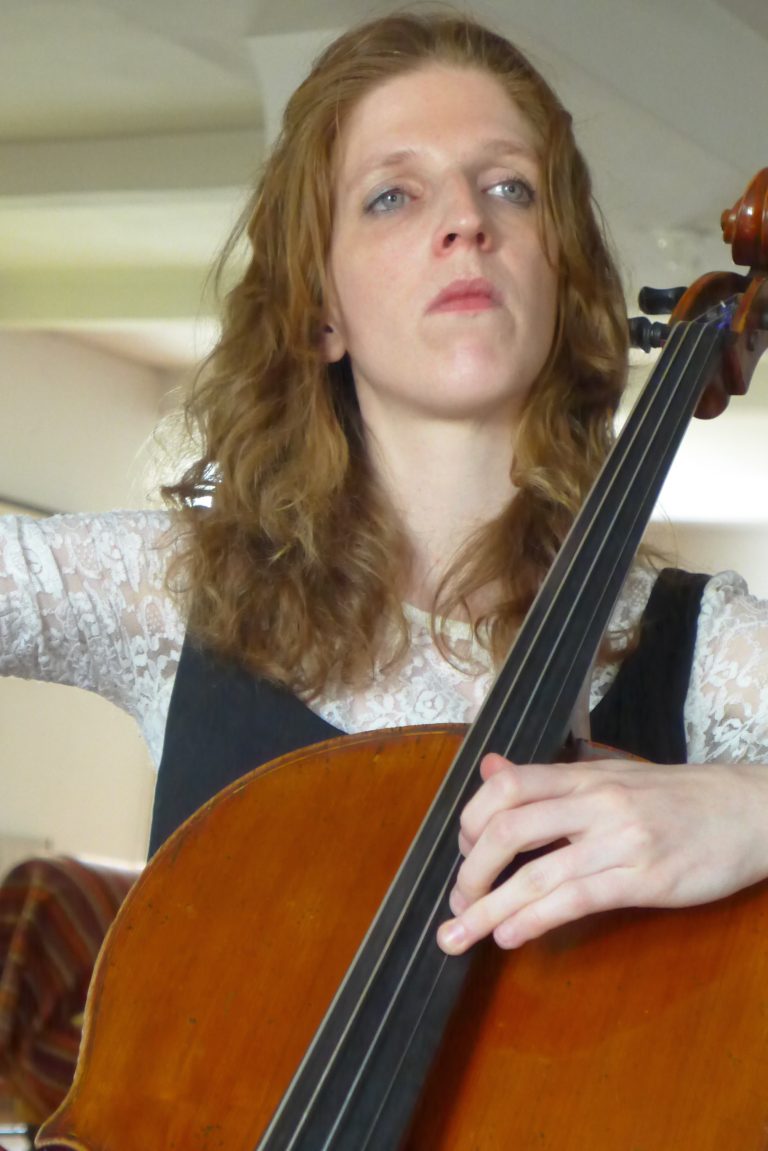 Legendarische cello krijgt nieuwe bespeler: 'Speel het maar als een beer met sokken aan'