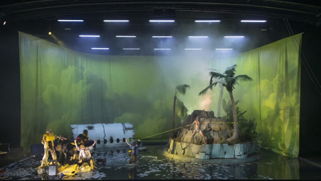 Crash Park, la vie d'une île - Philippe Quesne. Foto: Martin Argyroglo.