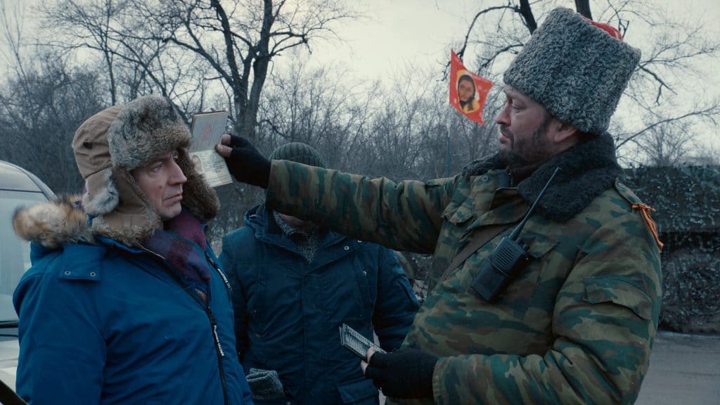 Filmtheaters steunen Oekraïense vluchtelingen met hervertoning Donbass - Loznitsa's absurde realiteit of verzameling stereotypen?