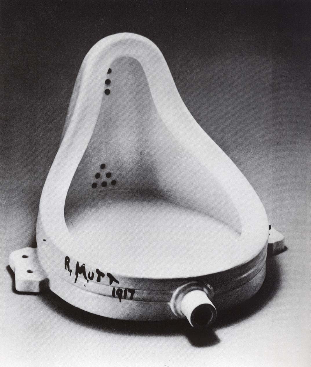 Marcel Duchamp, Domaine public, via Wikimedia Commons