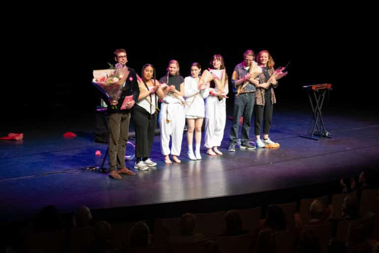 Delft Fringe Festival 2025 feestelijk van start: "Samen met de stad geeft het festival jonge makers een podium"