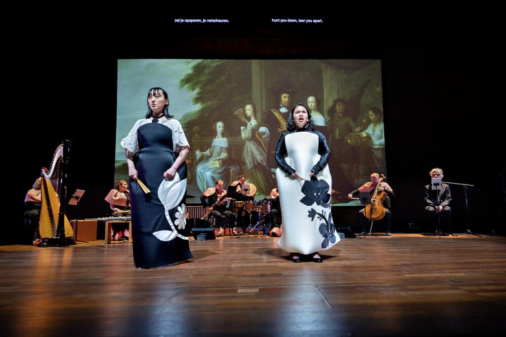 Omvergeblazen door eeuwenoude Noh-techniek in Otemba - Daring Women tijdens Holland Festival