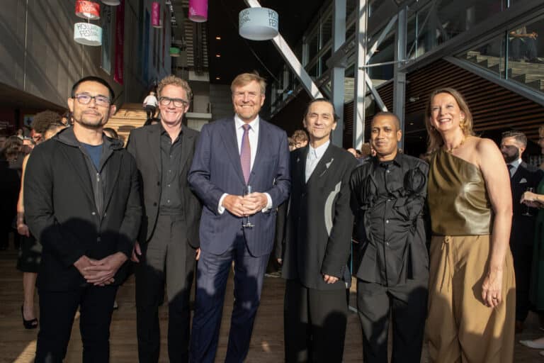 78e Holland Festival feestelijk geopend in aanwezigheid van de koning. 